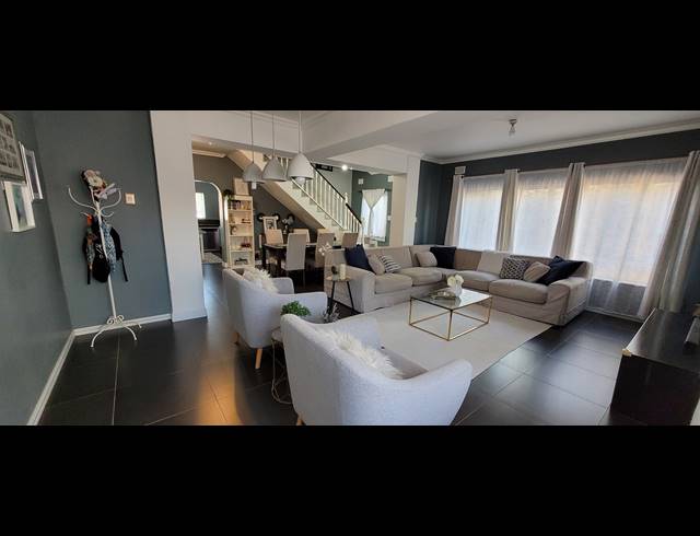 7 BEDROOM HOUSE SOLD IN SILVERGLEN
